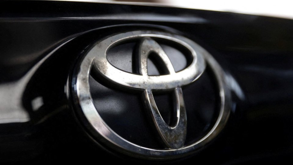 Toyota ar putea deveni producătorul auto cu cele mai mari vânzări, la nivel mondial, pentru al șaselea an consecutiv