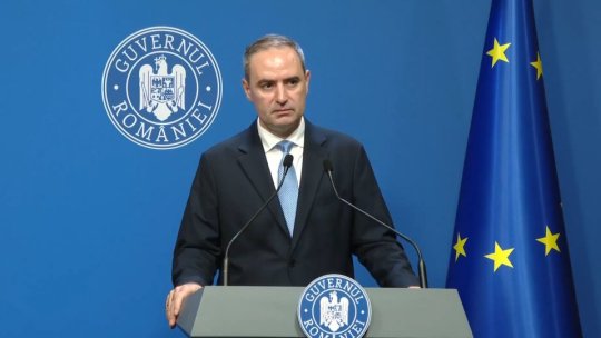"România va avea bani pentru pensii şi salarii"