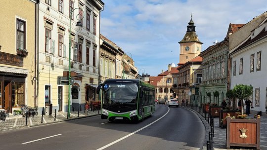 Pasageri răniți într-un autobuz RAT după o frână bruscă