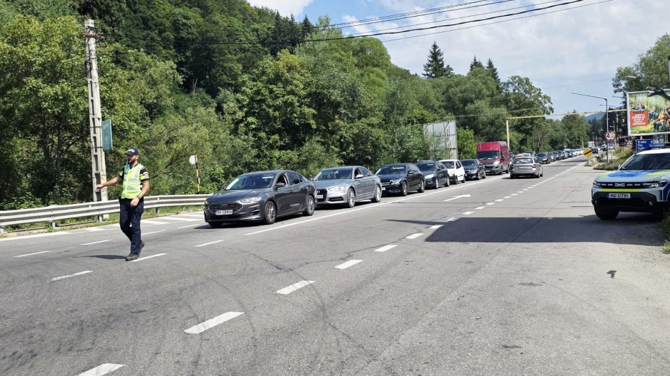 Minivacanța continuă ... în trafic! Se circulă îngreunat pe DN1