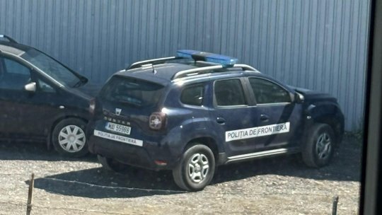 Fabrică de țigări clandestină descoperită de polițiștii de frontieră