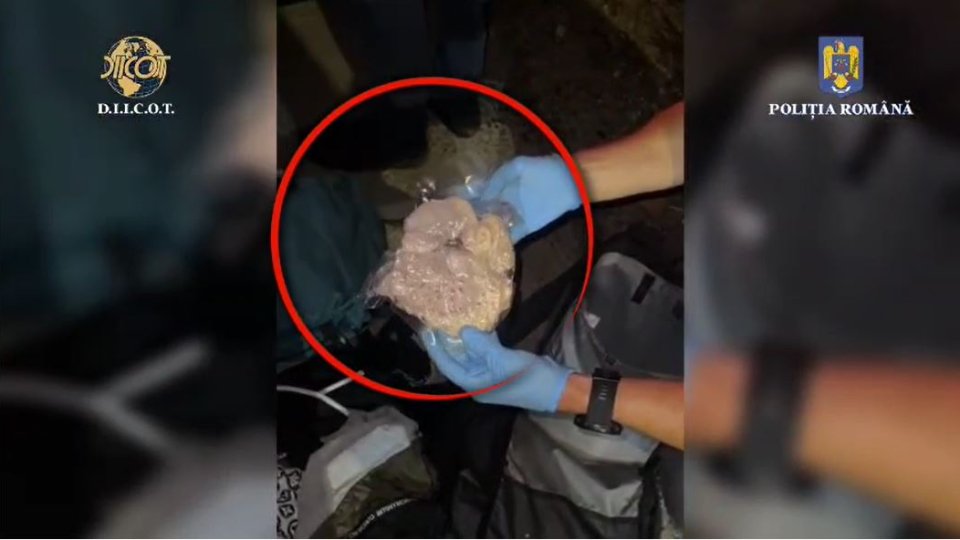 Tânăr de 24 de ani, prins cu droguri de mare risc pe care intenționa să le vândă