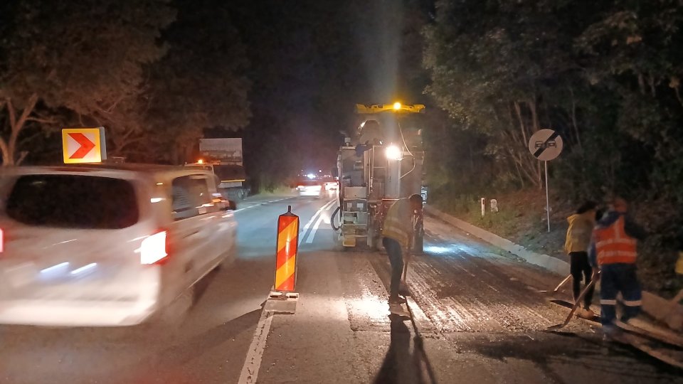 Asfaltări pe timp de noapte, între Brașov și Predeal