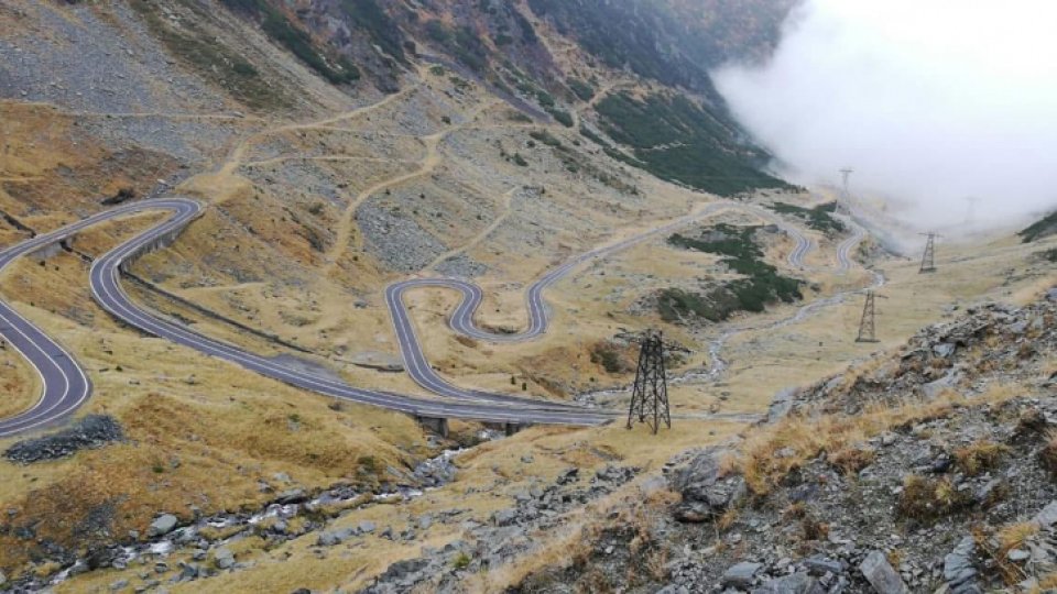 Circulația pe Transfăgărășan, închisă pentru 3 ore