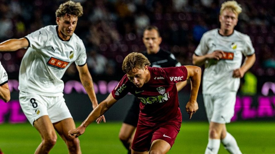 VIDEO Fotbal: CFR Cluj o învinge pe Häcken cu 1-0, dar părăsește Conference League