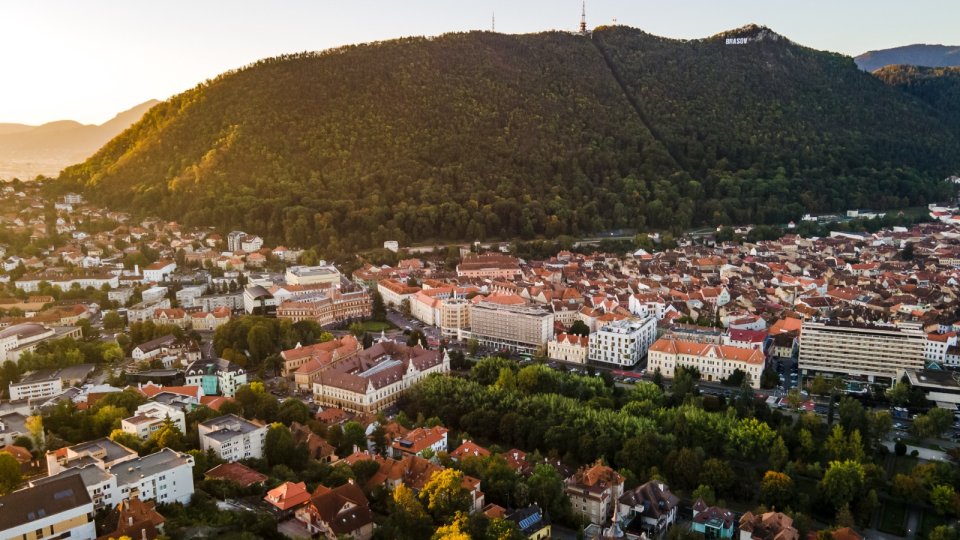 De luni începe evaluarea vizuală a clădirilor din centrul orașului