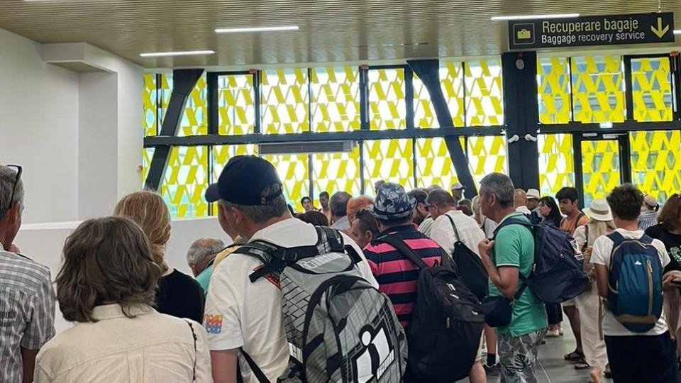 Pe aeroportul din Ghimbav sosește pasagerul cu numărul 500.000