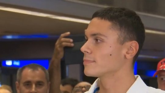David Popovici, după Mondialele de natație: "Nu mă retrag, îmi place înotul" | VIDEO