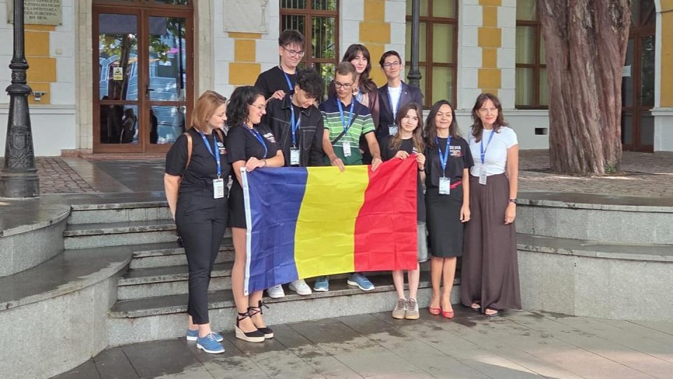 O meșotistă, pe podiumul Olimpiadei Internaționale de Limbă Engleză