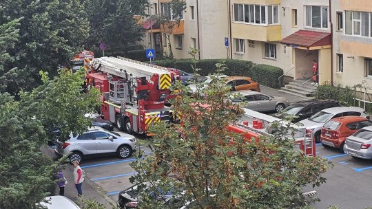 Explozie la un apartament de pe Aleea Lăcrămioarelor