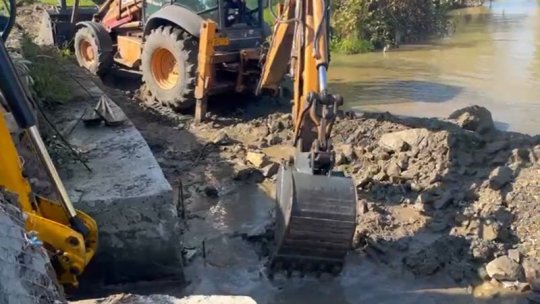 Avarie la conducta de apă în Hălchiu și Satu Nou VIDEO