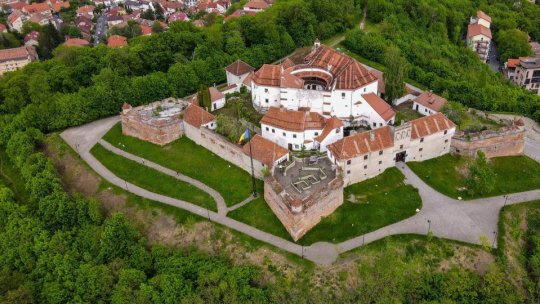 Acoperișul Cetățuii de pe Dealul Straja intră în reparații