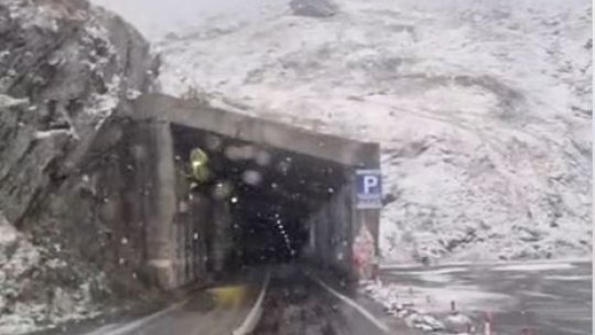 Prima ninsoare din acest sezon pe Transfăgărășan!