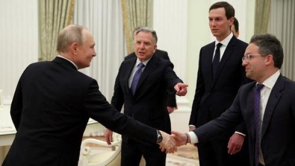 S-au încheiat convorbirile de pace tripartite Statele Unite, Ucraina, Rusia de la Abu Dabi