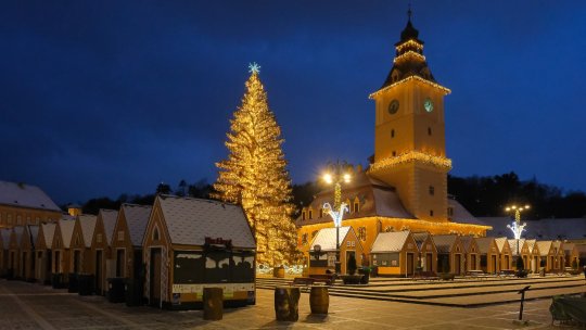 Târgul de Crăciun din Piața Sfatului rămâne deschis până pe 11 ianuarie