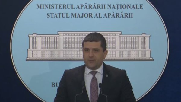 Ministrul Apărării explică de ce președintele Nicușor Dan a rămas blocat la Paris: "Avionul nu a putut decola de la București"