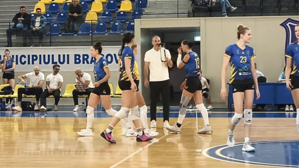 Debut cu stângul pentru Corona Brașov în Divizia A1 de volei feminin