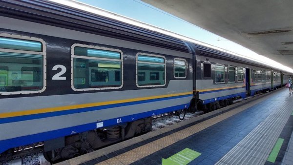Transport gratuit cu trenul pentru elevi