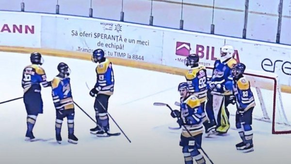 Hochei. Corona Brașov, victorie clară în Campionatul Național