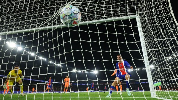 Fotbal. PSG, victorie cu Barcelona