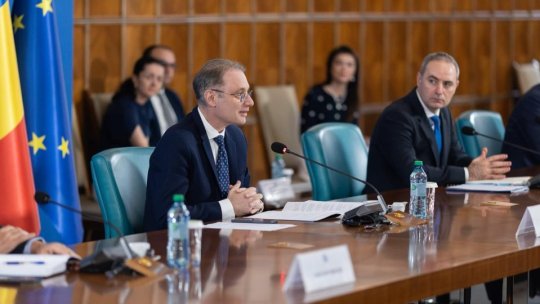 Premierul Luca Niculescu s-a întâlnit cu reprezentanţi ai mediului de afaceri
