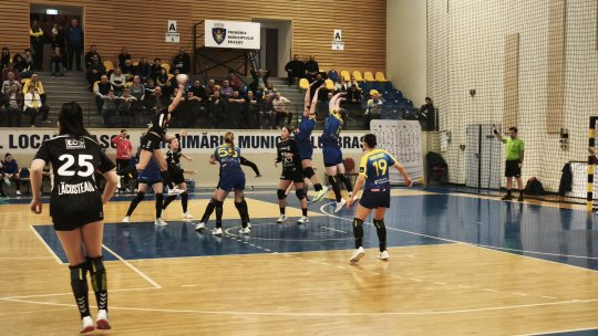 Handbal feminin / Corona Brașov câștigă la scor meciul cu Baia Mare