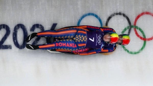 Sanie / Raluca Strămăturaru şi Carmen Manolescu, locul 9 la sanie dublu feminin