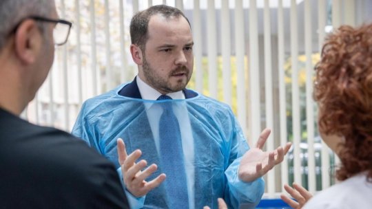 Spargerea monopolului CNAS nu înseamnă privatizarea sistemului, consideră ministrul Sănătății