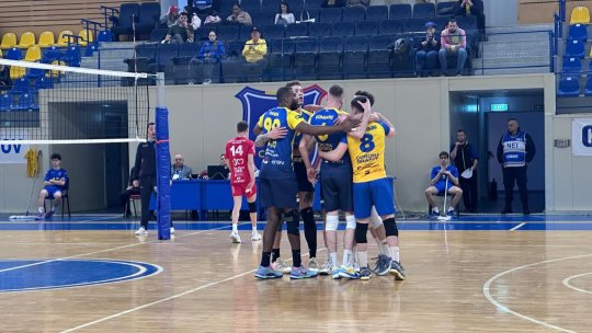 Volei masculin: Corona Brașov s-a calificat în semifinalele Cupei României