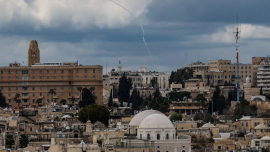 Zeci de obiective militare au fost atacate în Iran