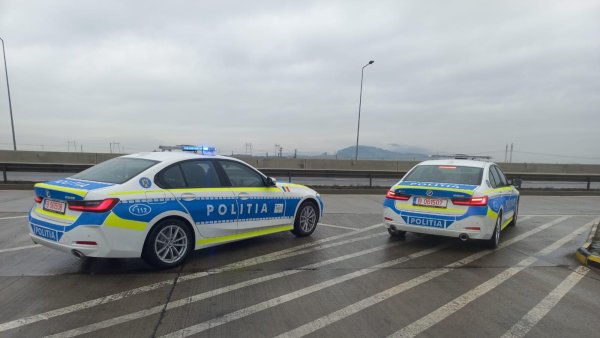 Accident cu trei mașini pe DN 11