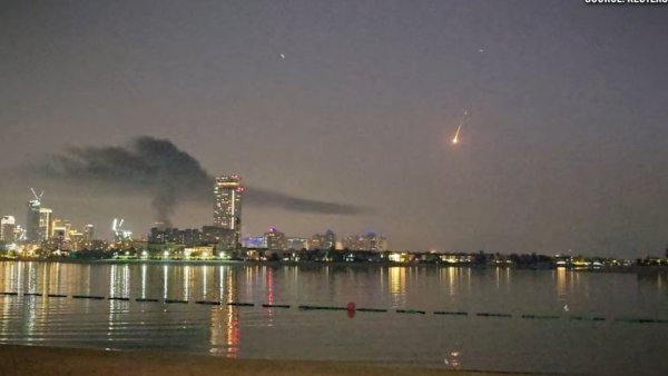 Atacuri iraniene: un mort și 11 răniți la aeroporturile din Dubai și Abu Dhabi