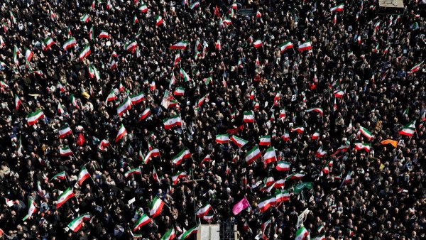 Război în Orientul Mijlociu. Ziua 11. Teheranul nu ia în calcul nicio negociere cu Statele Unite