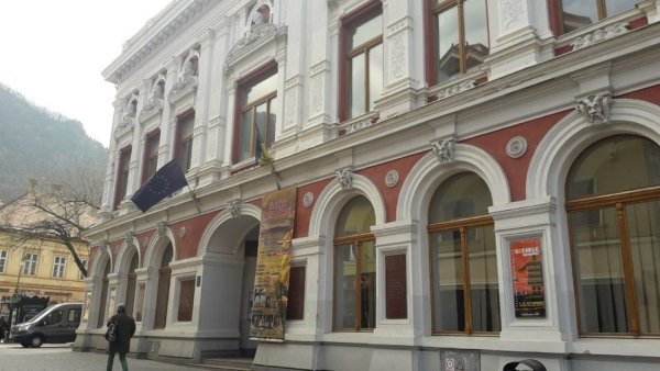 Spectacol pentru Paște la Reduta