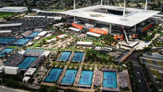 Tenis. Sorana Cîrstea și Jaqueline Cristian, în turul 2 la Miami