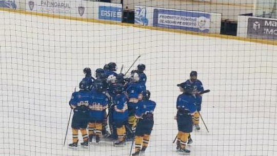Hochei. Corona Brașov U15 s-a calificat în finala Campionatului Național