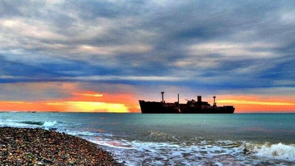 Petrolier deţinut de o companie turcă atacat de drone, astăzi, în Marea Neagră