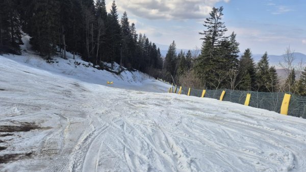 Ultimul weekend în care se schiază în Poiana Brașov