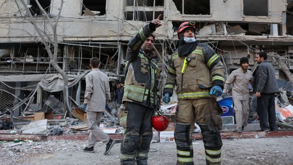 Război în Orientul Mijlociu, ziua 4: SUA pregătesc intensificarea atacurilor, bilanțul victimelor în creștere și șocuri economice globale