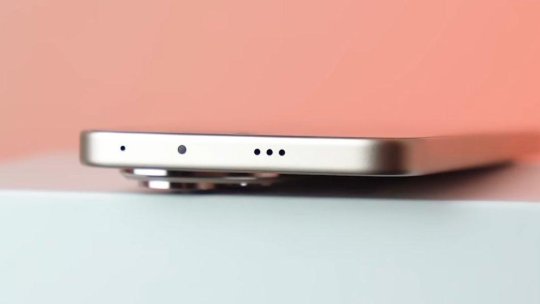 STAI SIGUR PE NET! Pericolele invizibile din lumea digitală: Siguranța online începe acasă