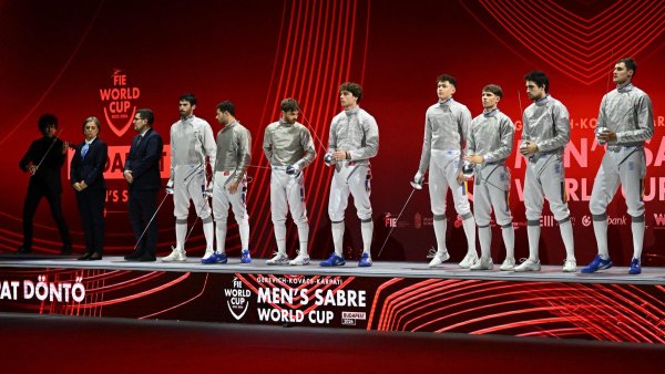 Scrimă. Argint pentru România în proba masculină de sabie pe echipe la Cupa Mondială