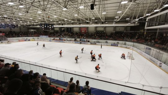 Hochei. Corona Brașov s-a calificat în finala Campionatului Național