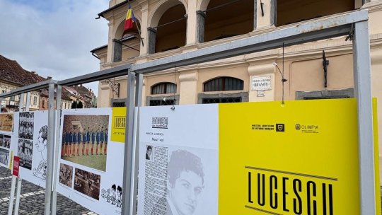 Expoziție în memoria lui Mircea Lucescu, în Piața Sfatului