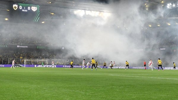 Fotbal. AEK Atena câștigă partida cu Rayo Vallecano, dar ratează semifinalele Conference League