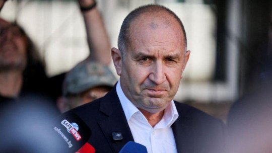 BULGARIA: Partidul fostului președinte Rumen Radev, creditat cu victoria în alegerile legislative
