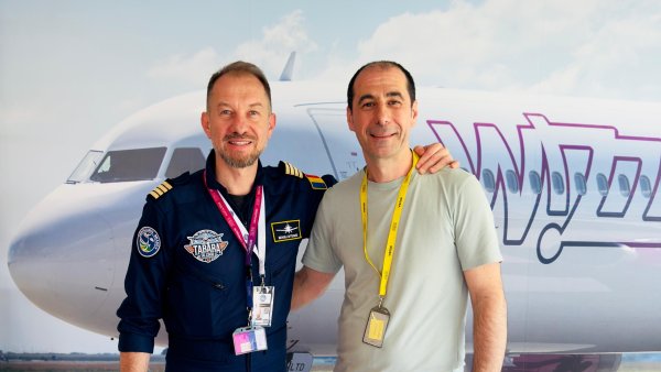 Interviu | Brașoveanul Mihai Sturzu inițiază viitorii piloți ai României