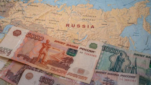 Forbes: Miliardarii ruși si-au crescut averile în ciuda războiului