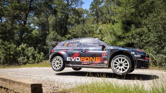 Duel spectaculos pentru victorie, la Raliul Harghitei