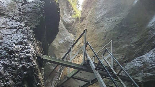 Canionul și Tiroliana 7 Scări, pregătite pentru noi aventuri turistice