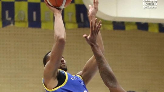 Baschet masculin. Corona se impune la Craiova